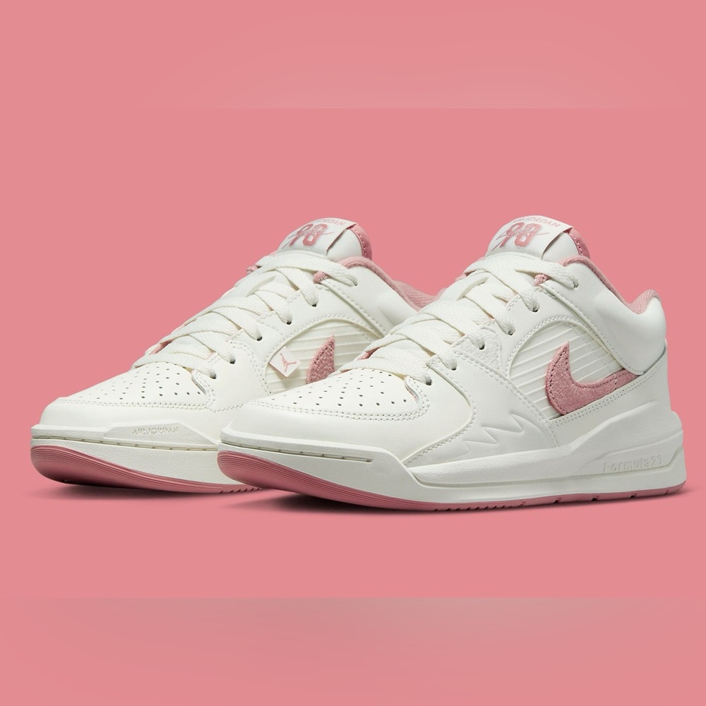 NIKE Air Jordan Stadium 90 Sail/Wolf Grey/Red Stardust women’s 9.5 (US)​ NIB​